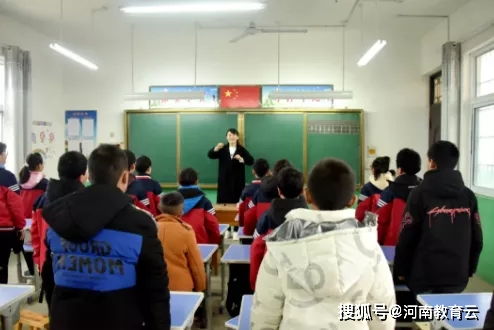 送教育蕾 情系橡林——驻马店高中送课下乡志愿服务队走进橡林小学纪实